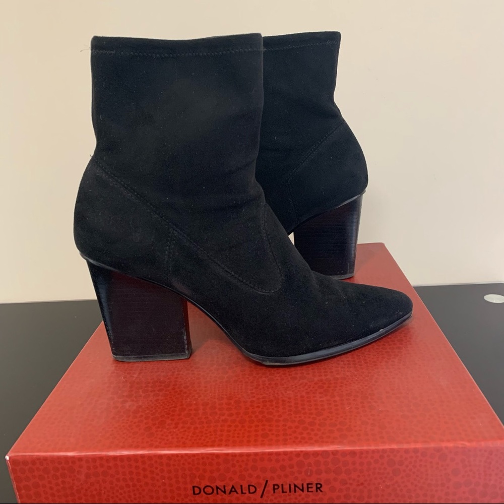 Donald Pliner suede booties